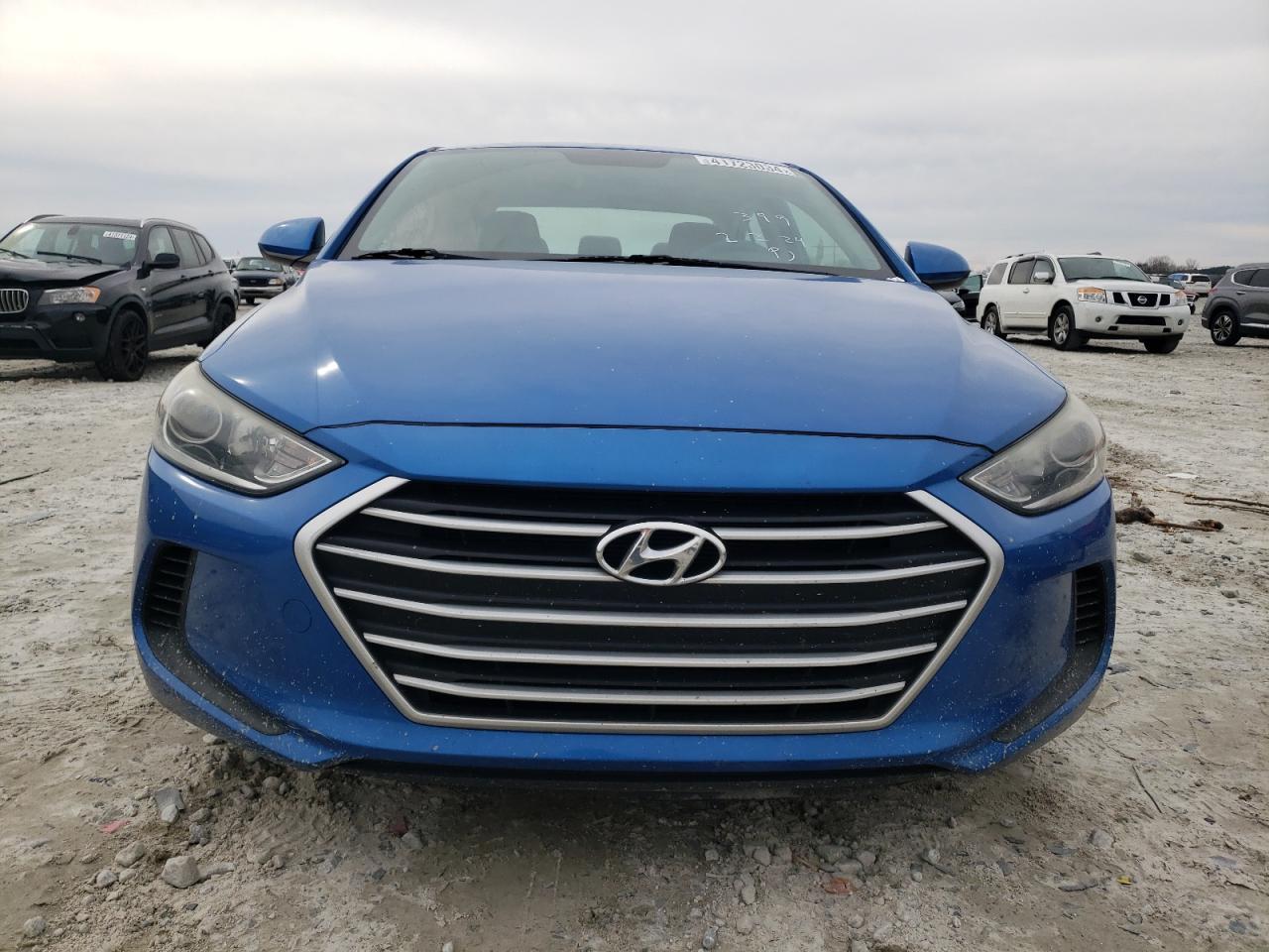 2017 HYUNDAI ELANTRA SE - Image 5