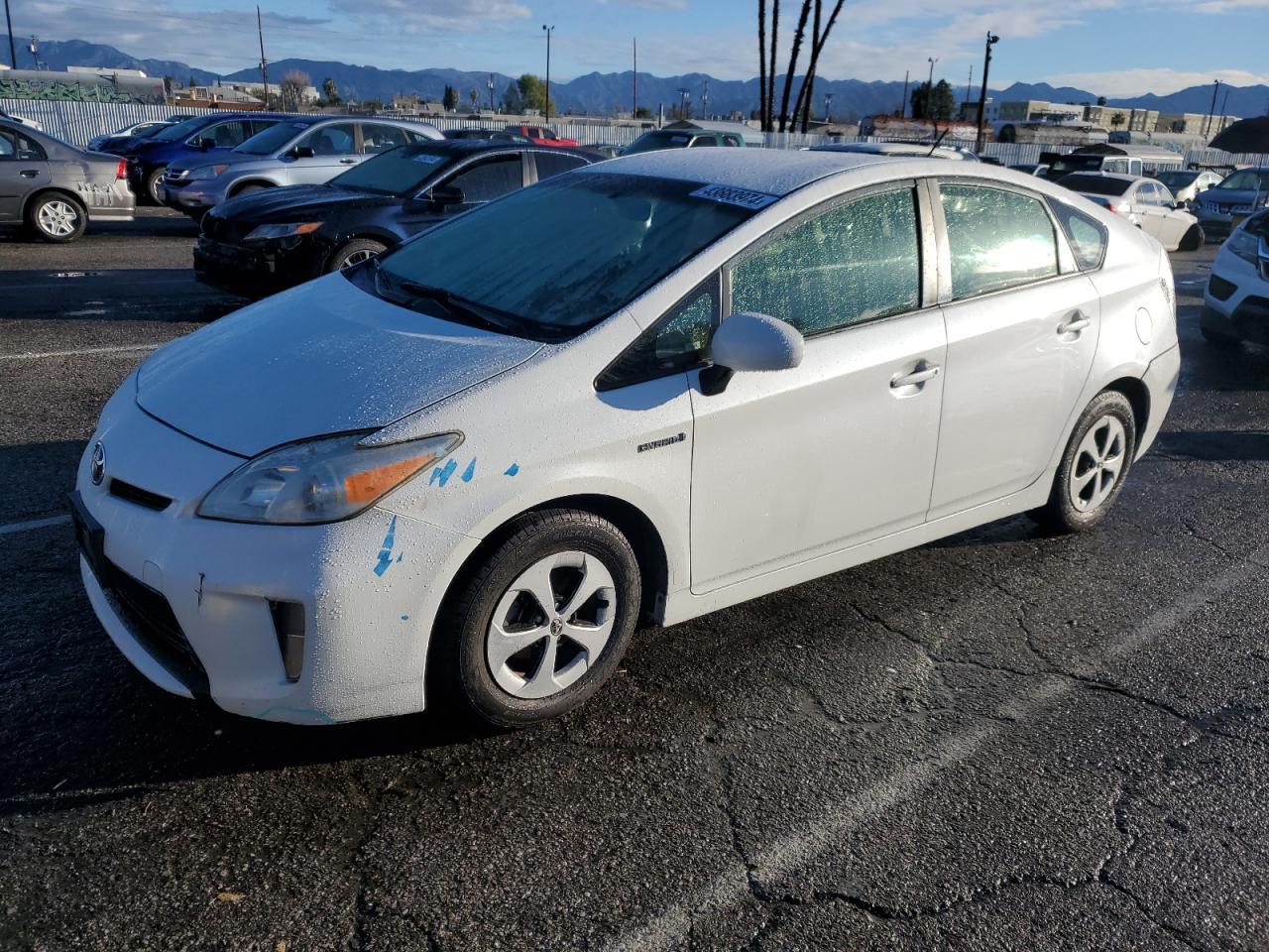 2013 TOYOTA PRIUS car image