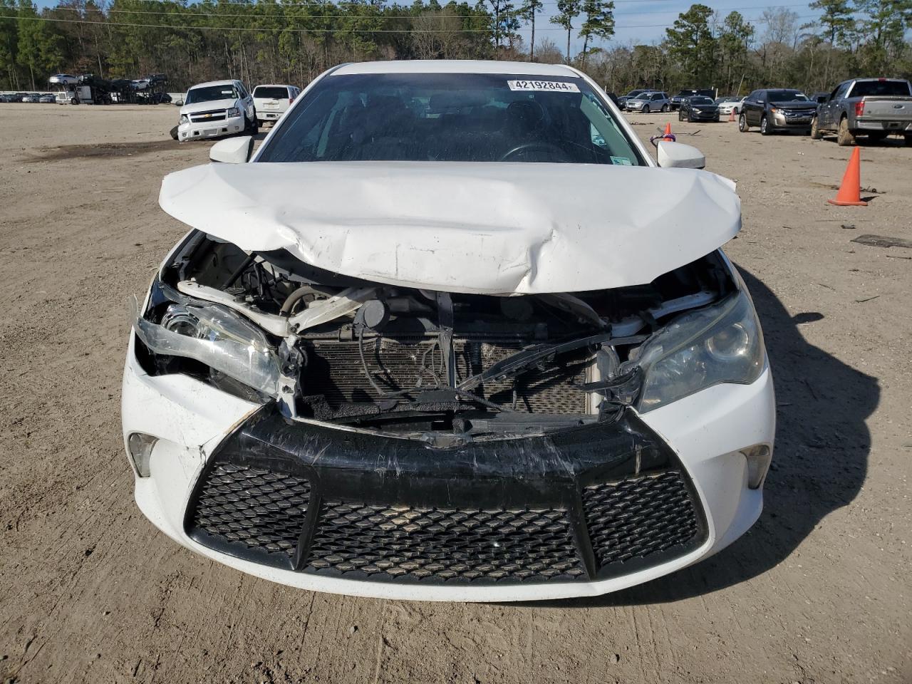 2016 TOYOTA CAMRY LE - Image 5