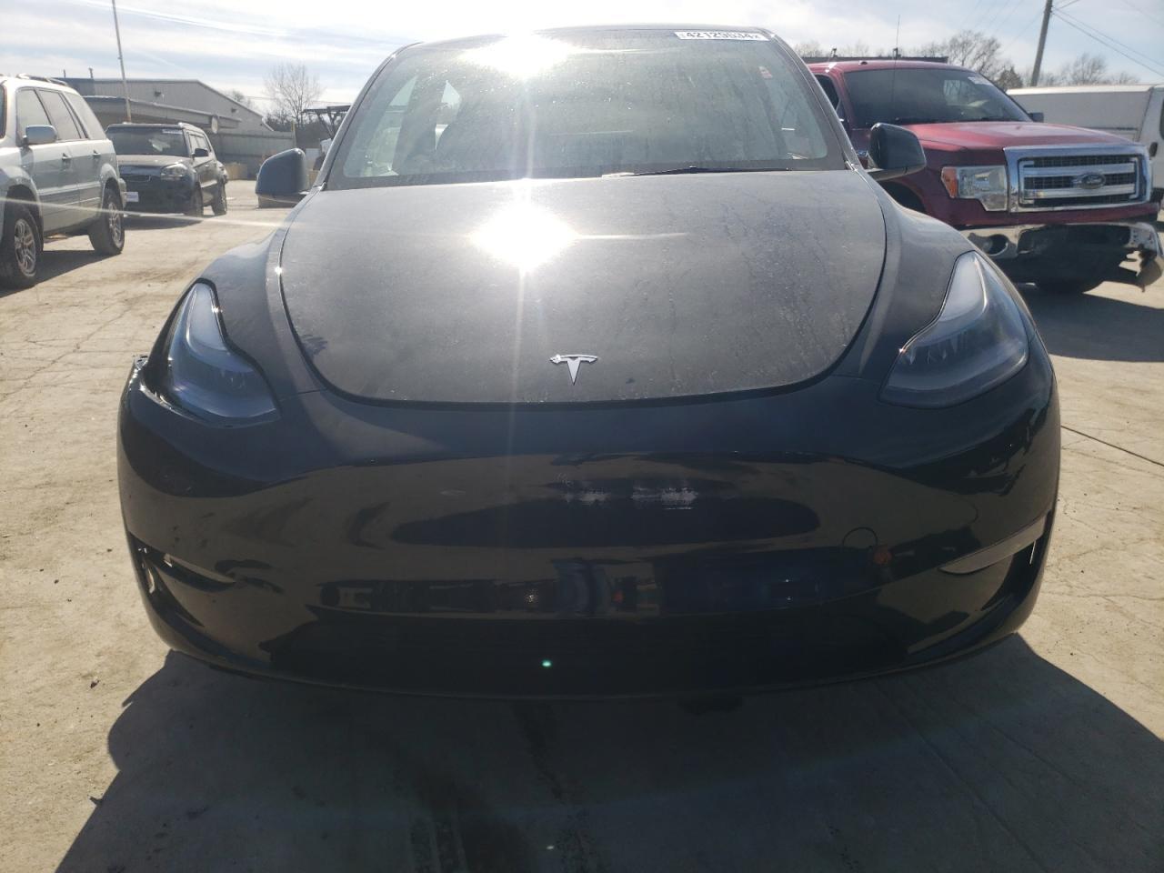 2023 TESLA MODEL Y - Фото 5