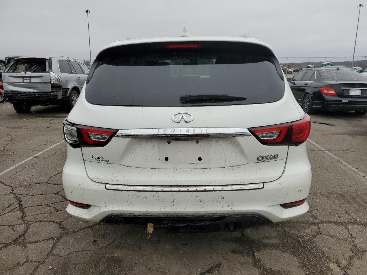 2016 INFINITI QX60 - Фото 6