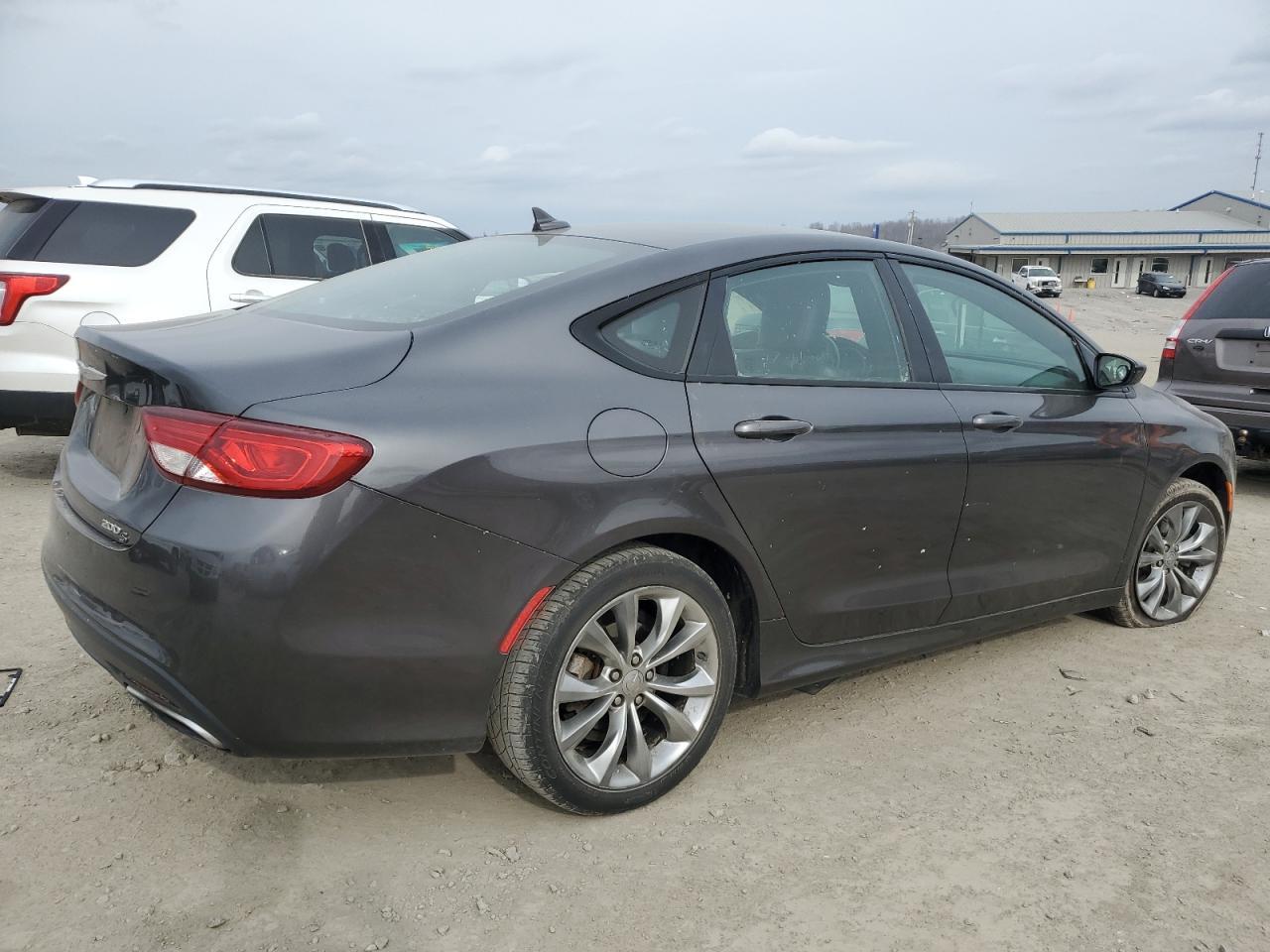 2015 CHRYSLER 200 S - Фото 3