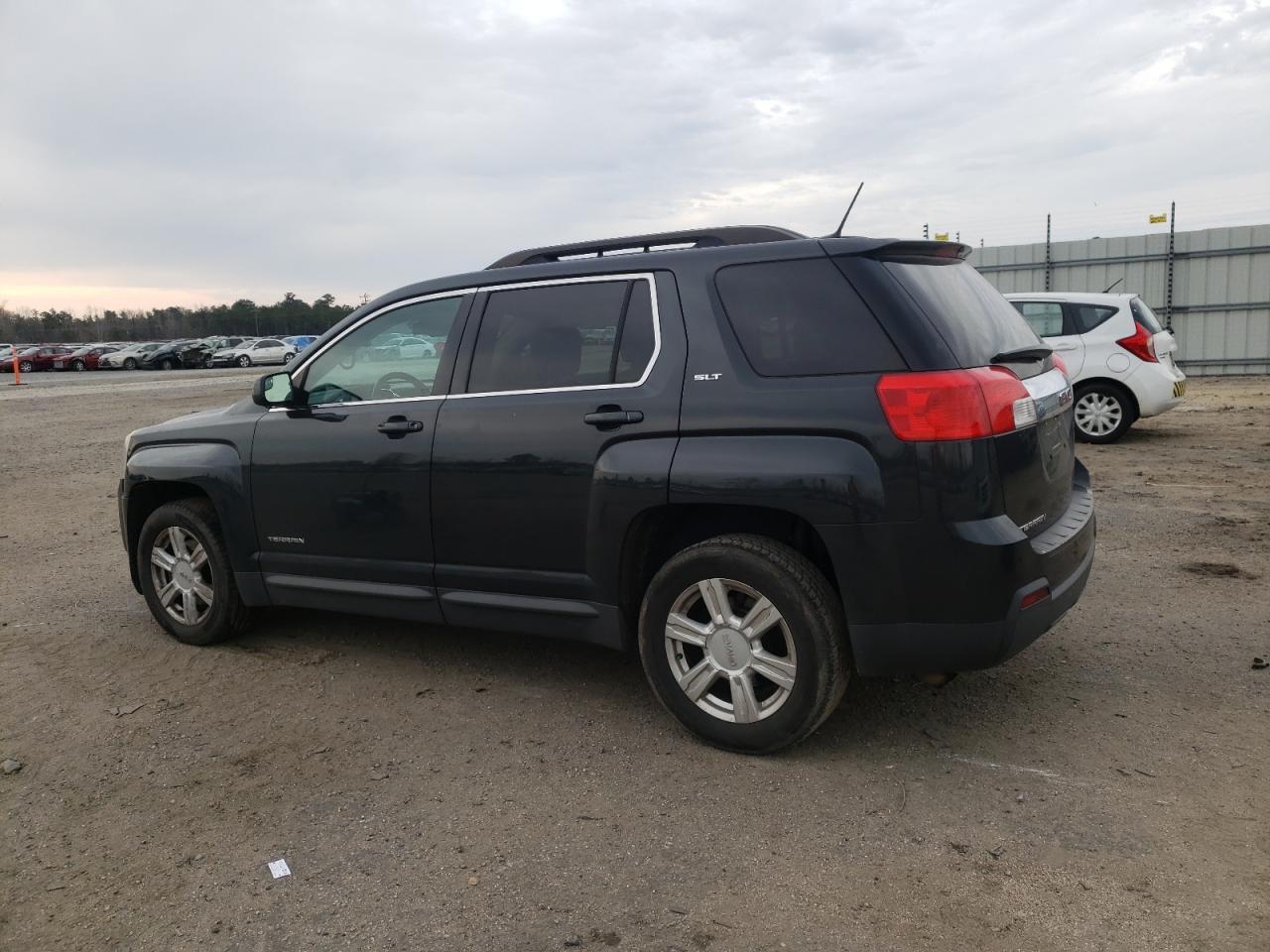 2014 GMC TERRAIN SL - Image 2