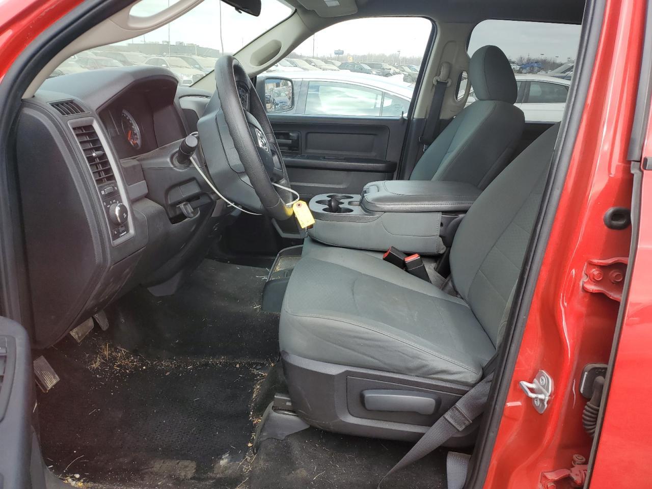 2015 RAM 1500 ST - Фото 7