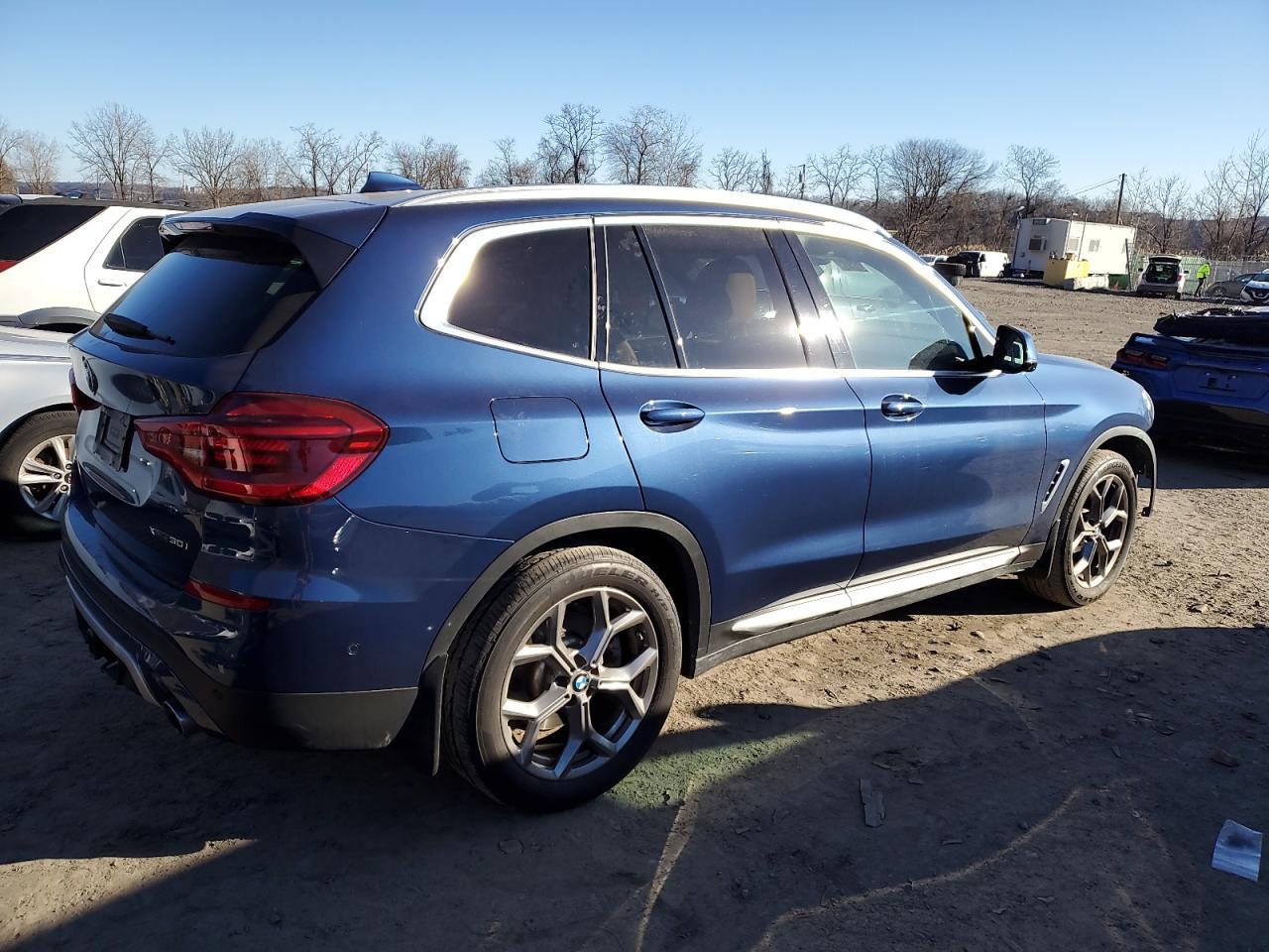 2021 BMW X3 XDRIVE3 - Image 3