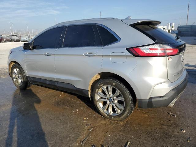 2019 Ford Edge Titanium - Image 2