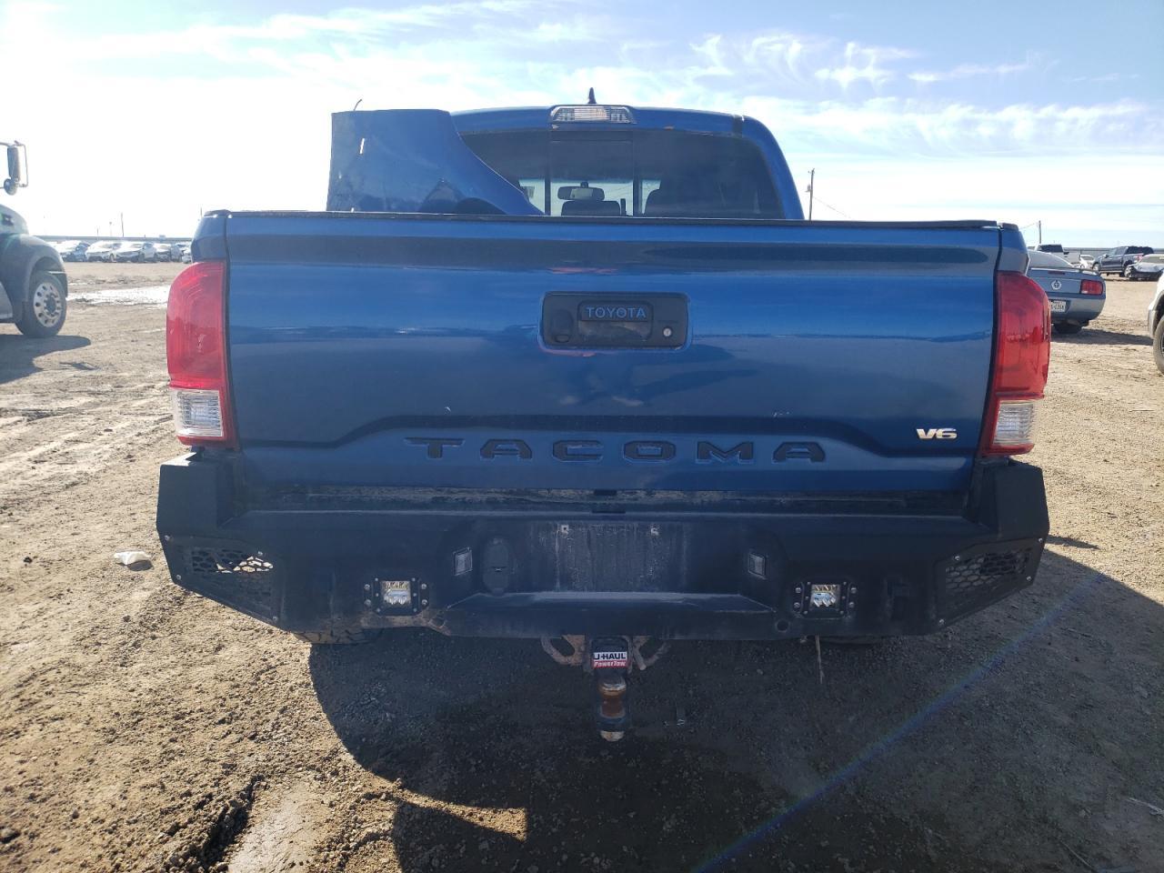 2017 TOYOTA TACOMA DOU - Фото 6