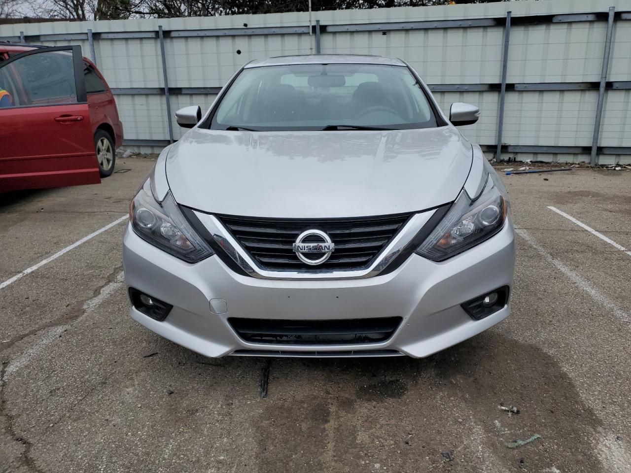 2018 NISSAN ALTIMA 2.5 - Image 5
