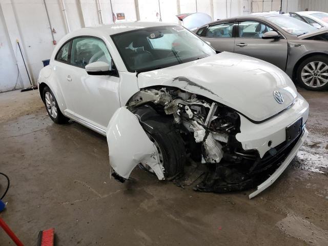 2019 Volkswagen Beetle S - Image 4