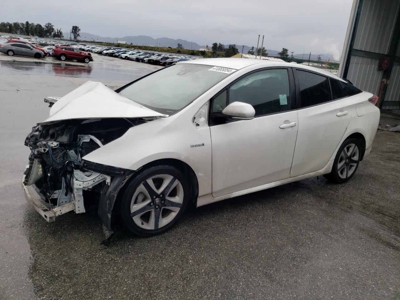 2016 TOYOTA PRIUS