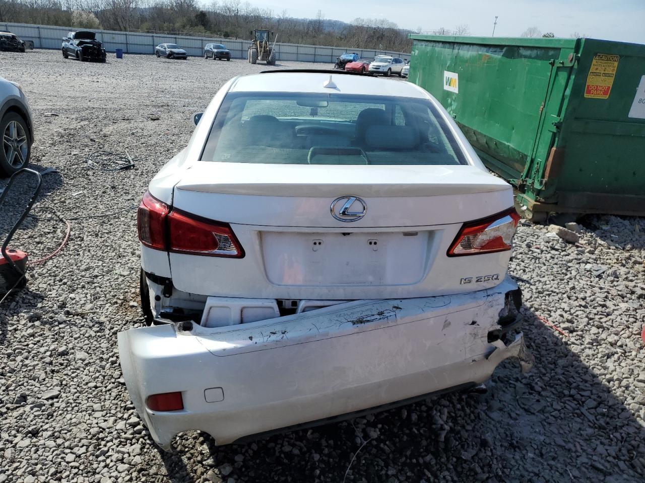 2011 LEXUS IS 250 - Image 6