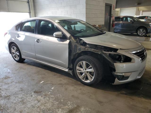2015 Nissan Altima 2.5 - Image 4