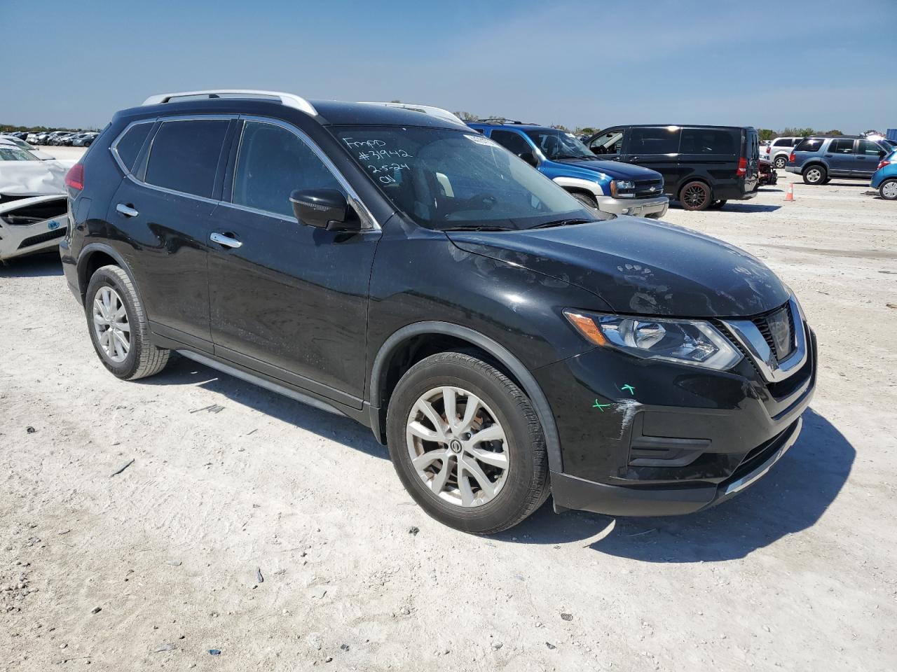 2017 NISSAN ROGUE S - Фото 4