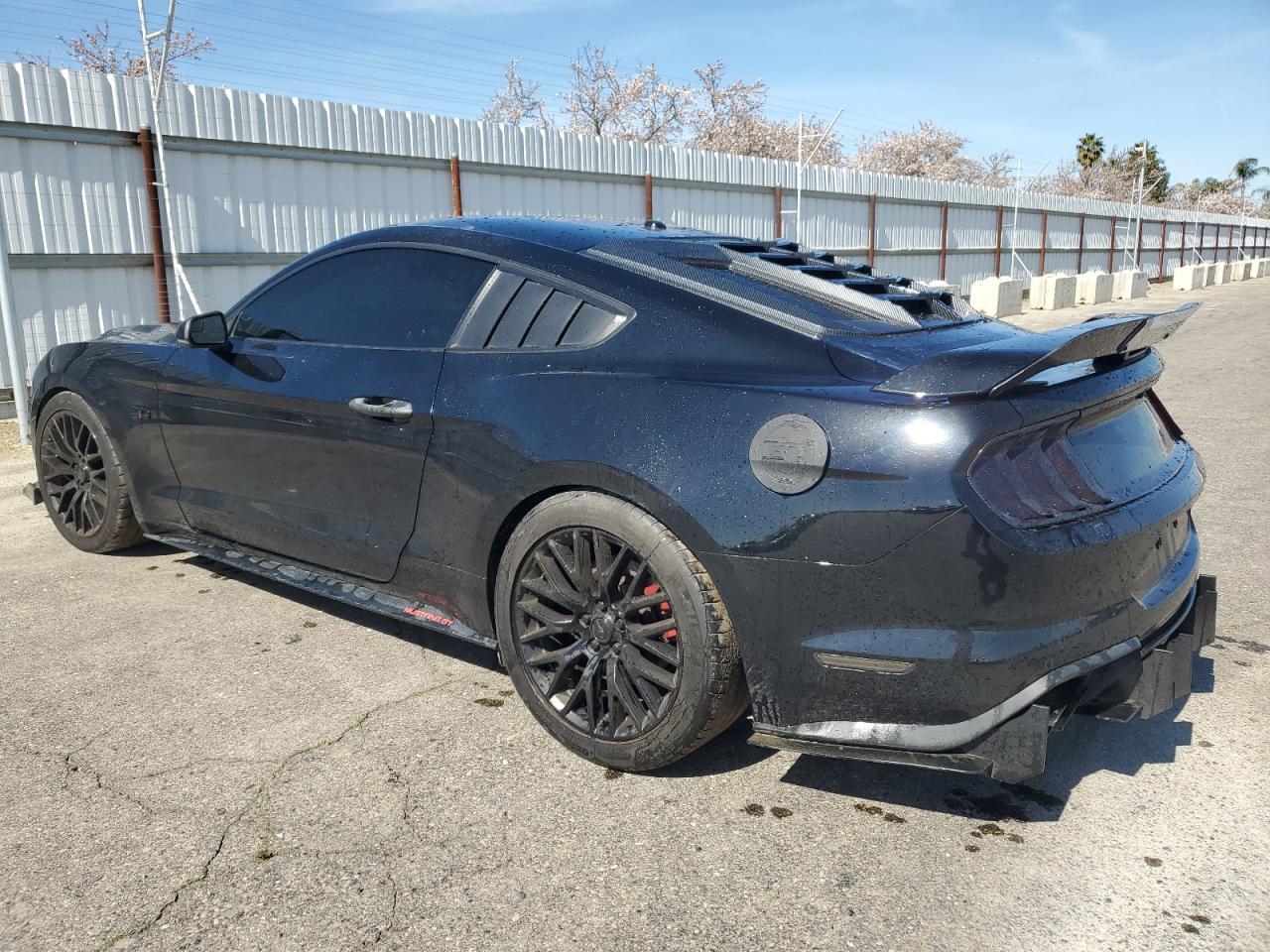 2018 FORD MUSTANG GT - Фото 2