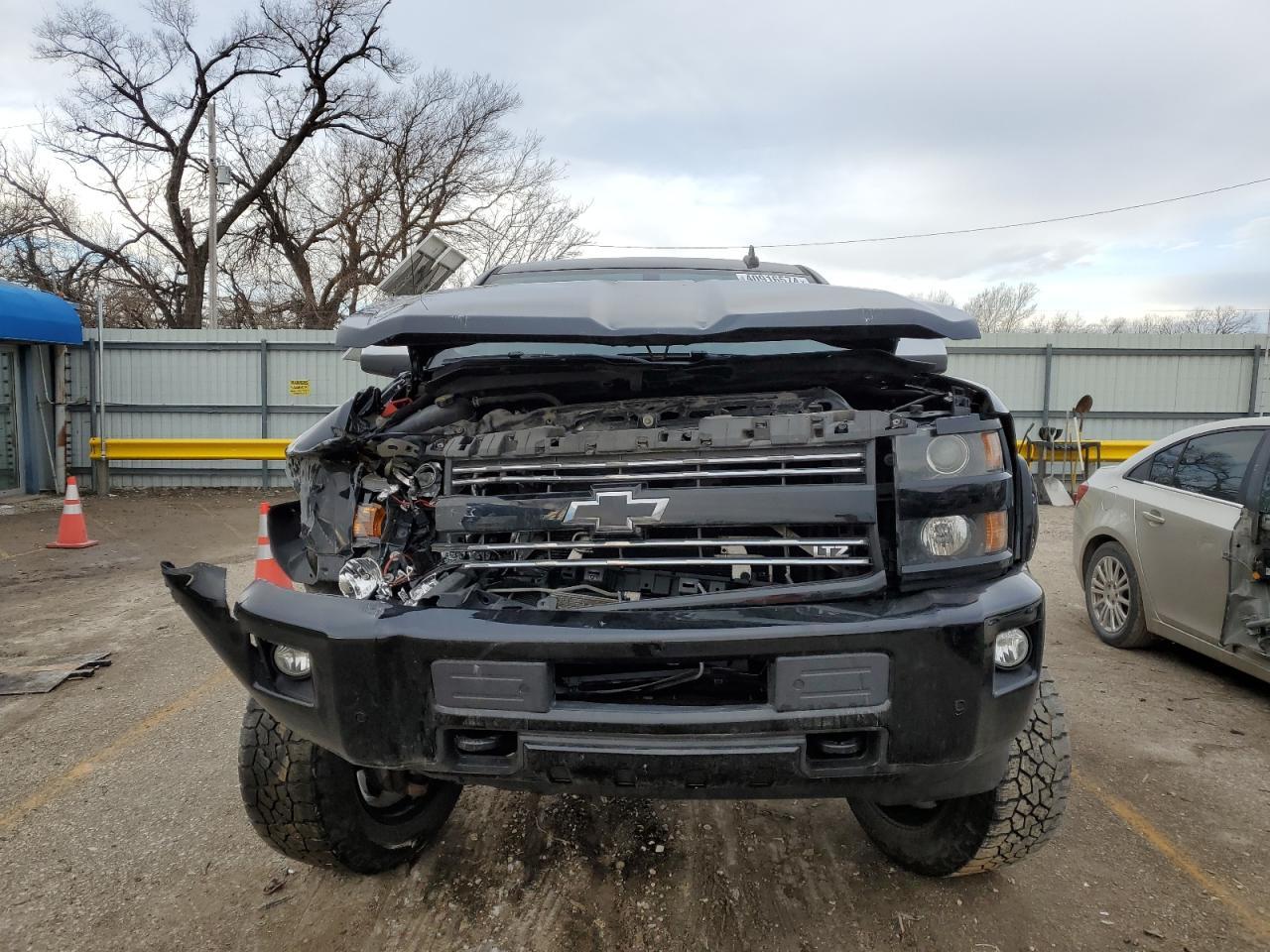 2016 CHEVROLET SILVERADO - Фото 5