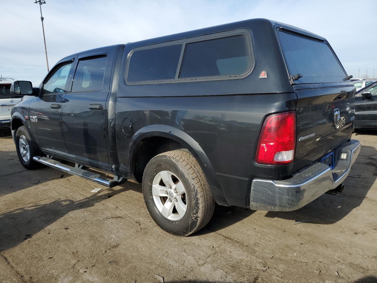 2015 RAM 1500 SLT - Image 2