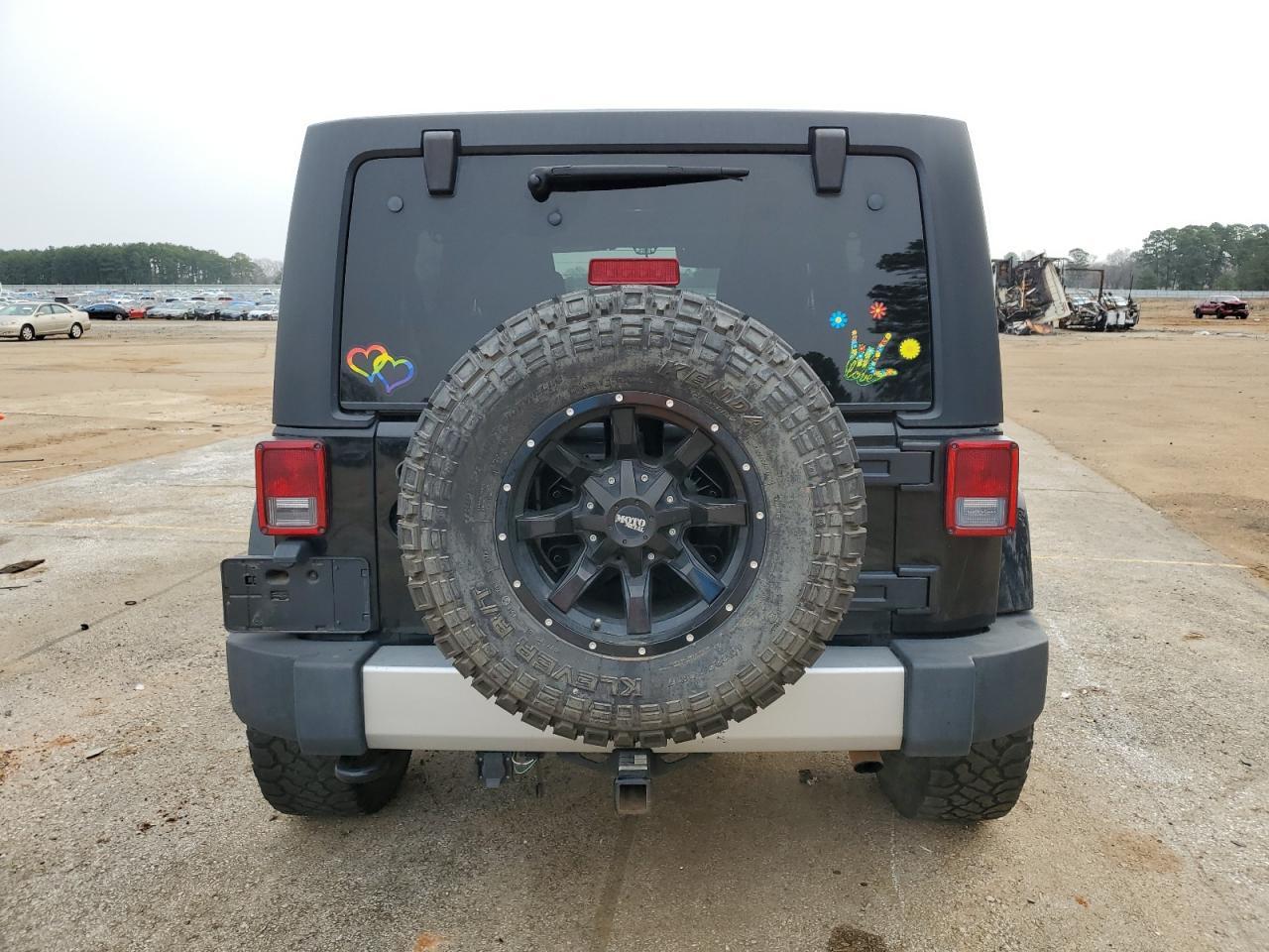 2015 JEEP WRANGLER U - Image 6