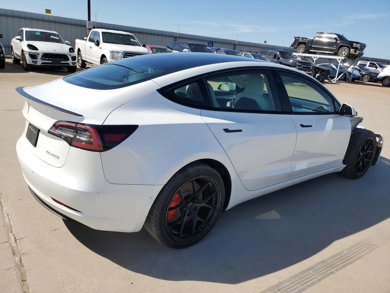 2022 TESLA MODEL 3 - Image 3
