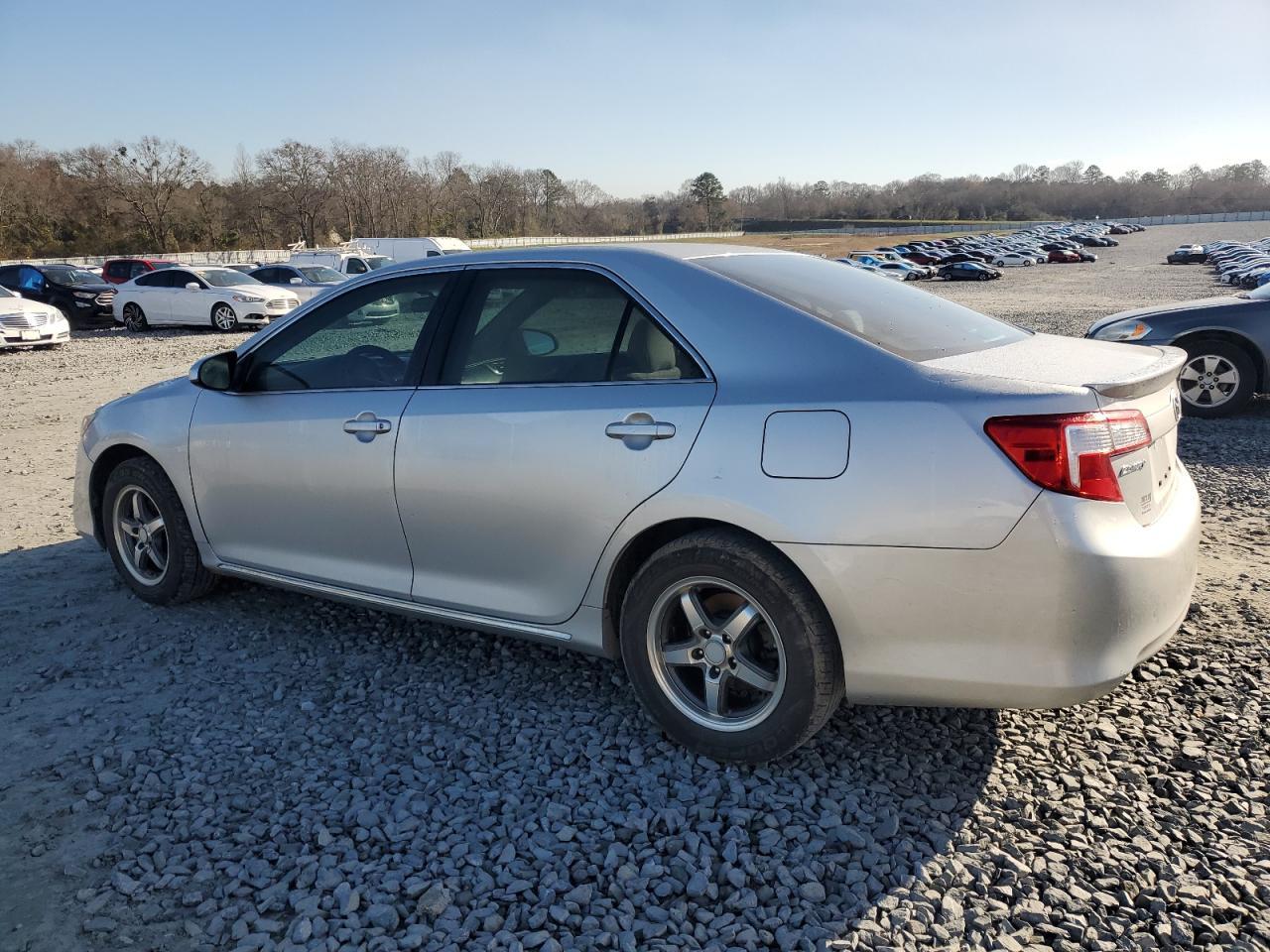 2012 TOYOTA CAMRY BASE - Фото 2