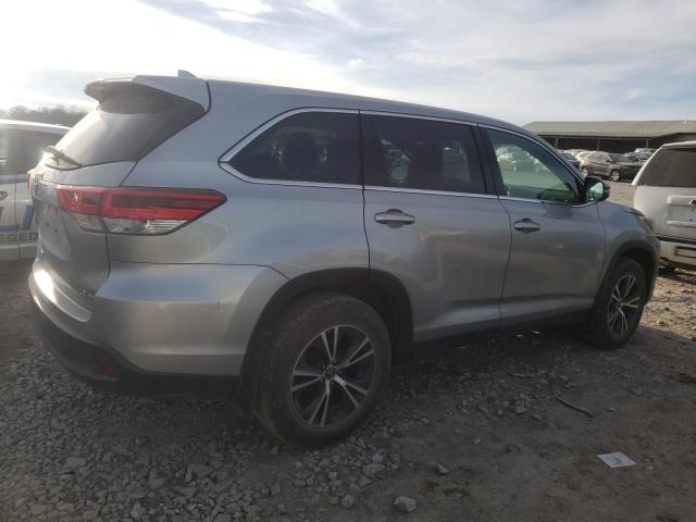 2019 Toyota Highlander Le - Фото 3