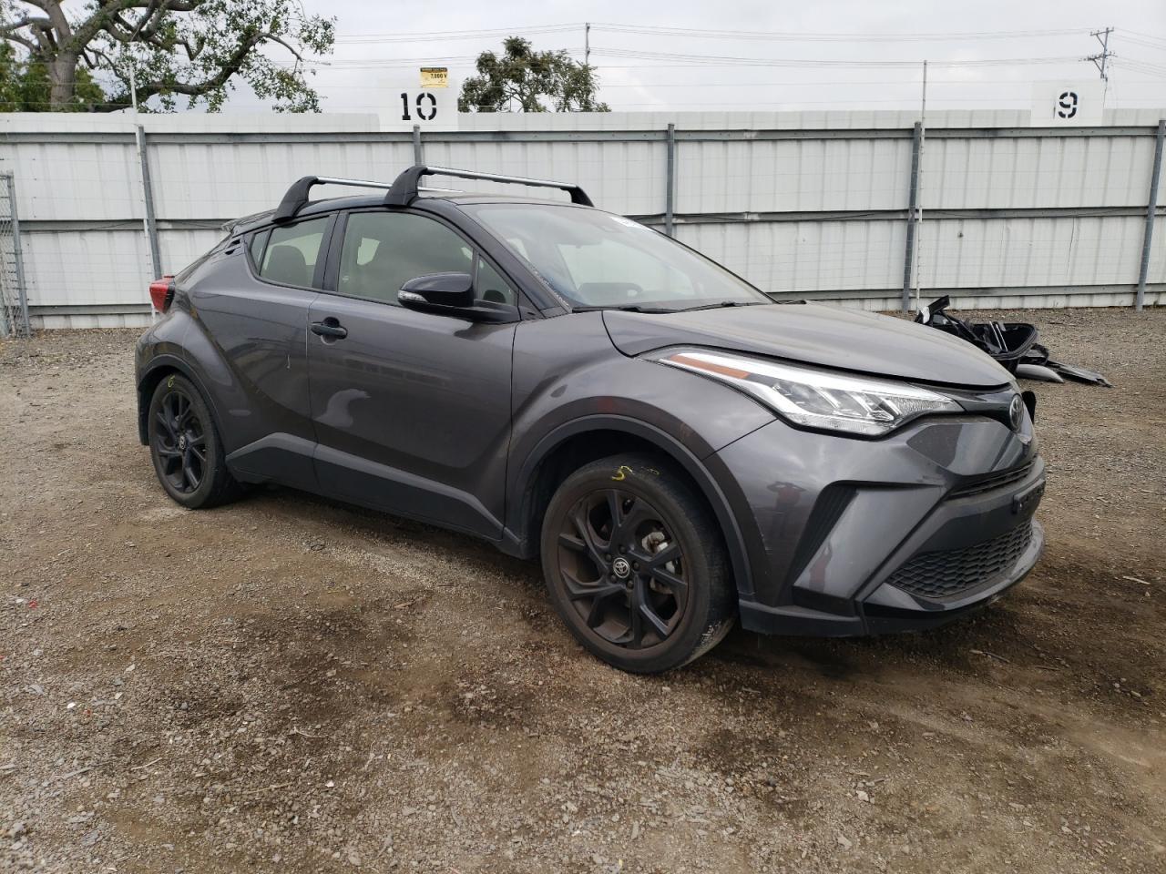 2021 TOYOTA C-HR XLE - Фото 4