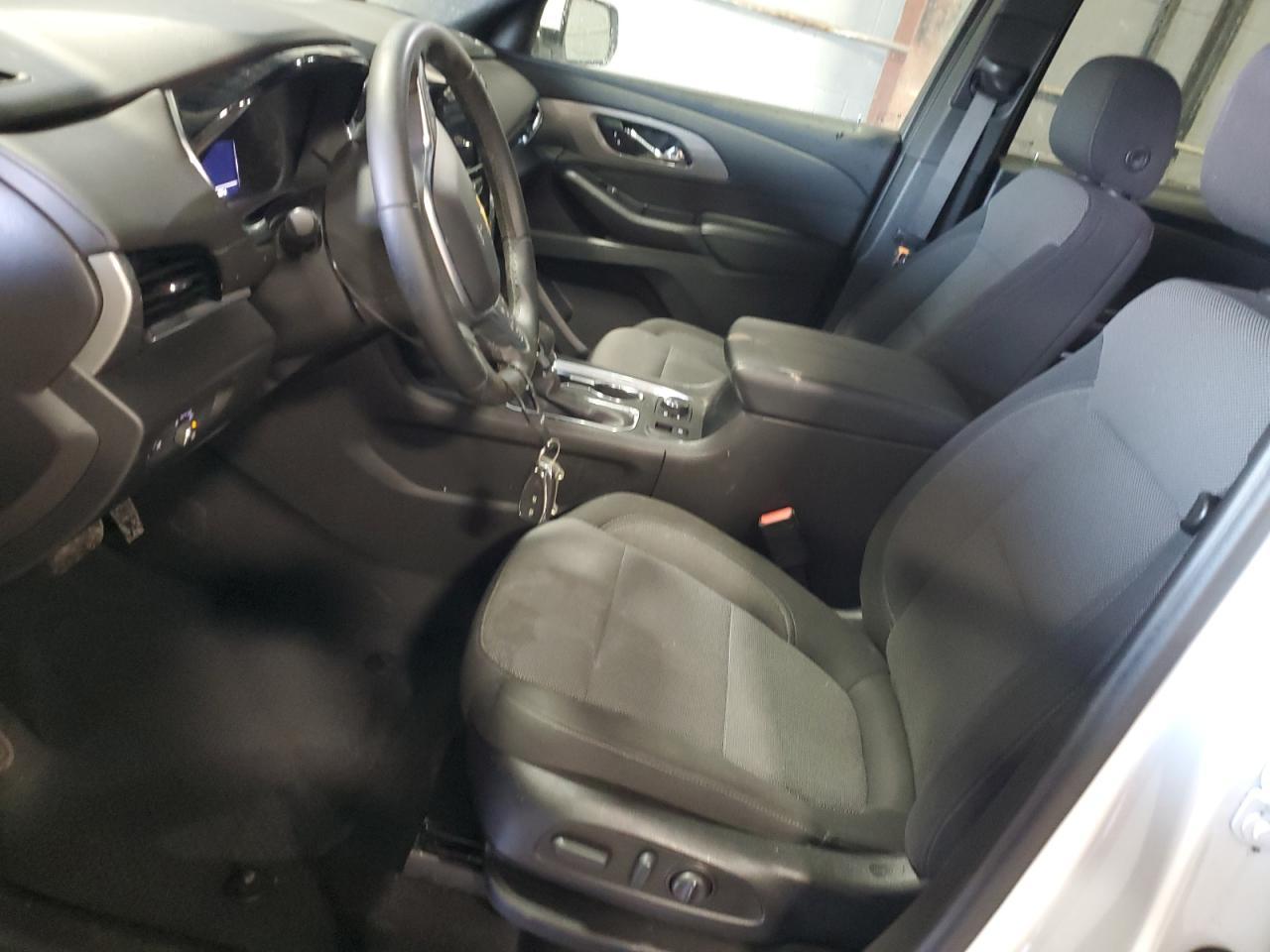 2023 CHEVROLET TRAVERSE L - Фото 7