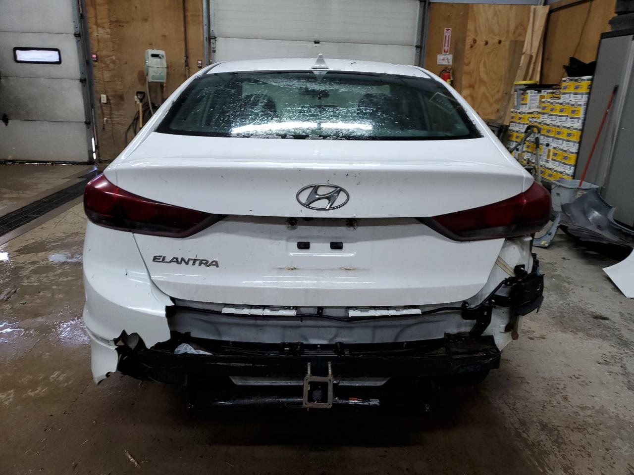 2018 HYUNDAI ELANTRA SE - Image 6