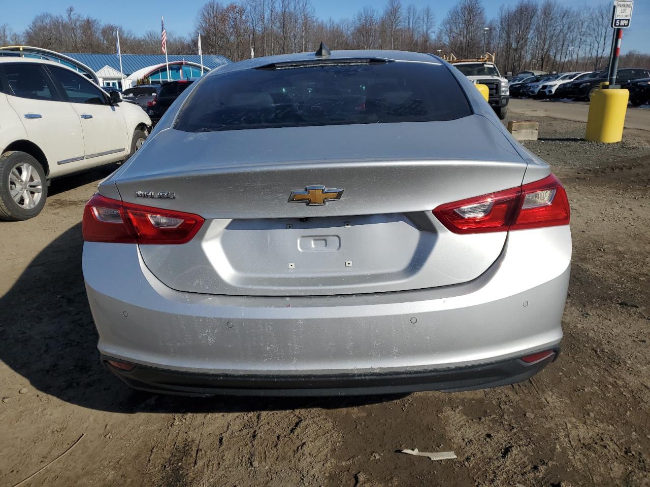 2019 CHEVROLET MALIBU LS - Фото 6