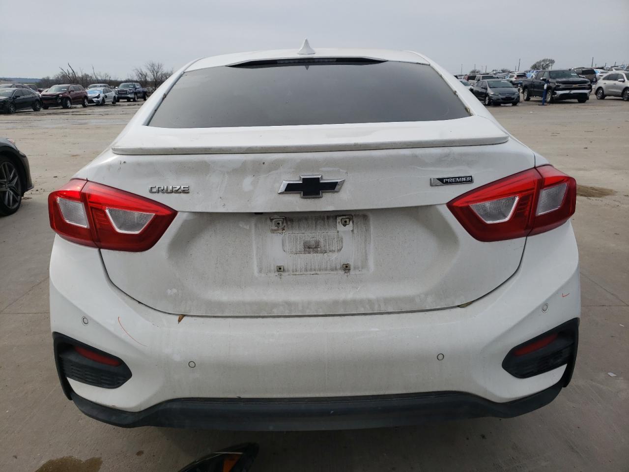 2017 CHEVROLET CRUZE PREM - Фото 6