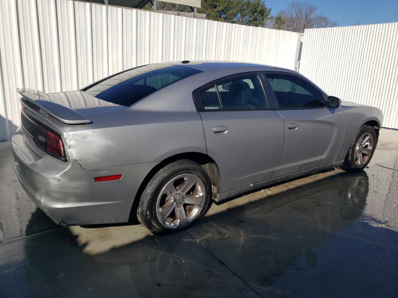 2013 DODGE CHARGER SE - Фото 3