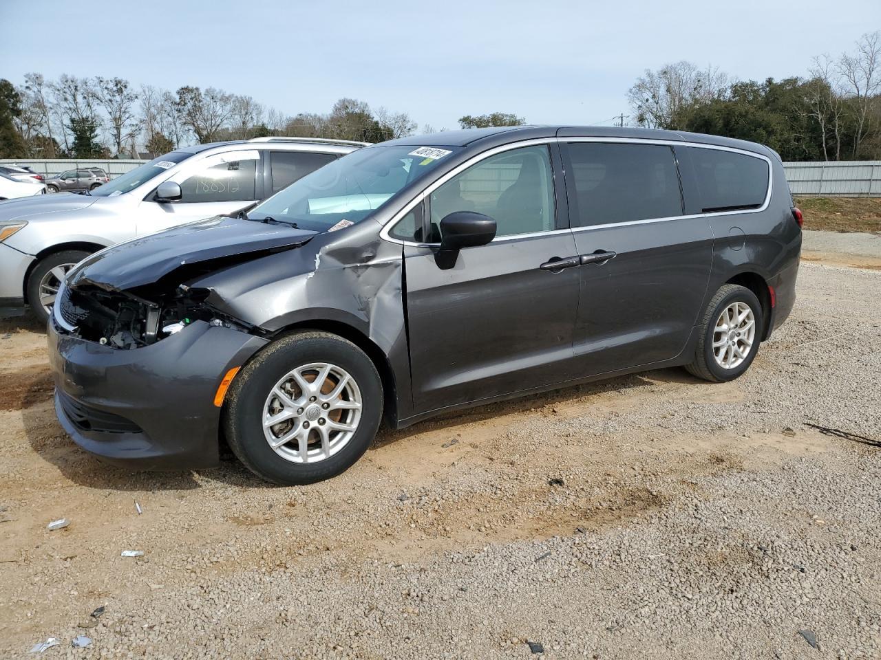 2017 CHRYSLER PACIFICA T car image