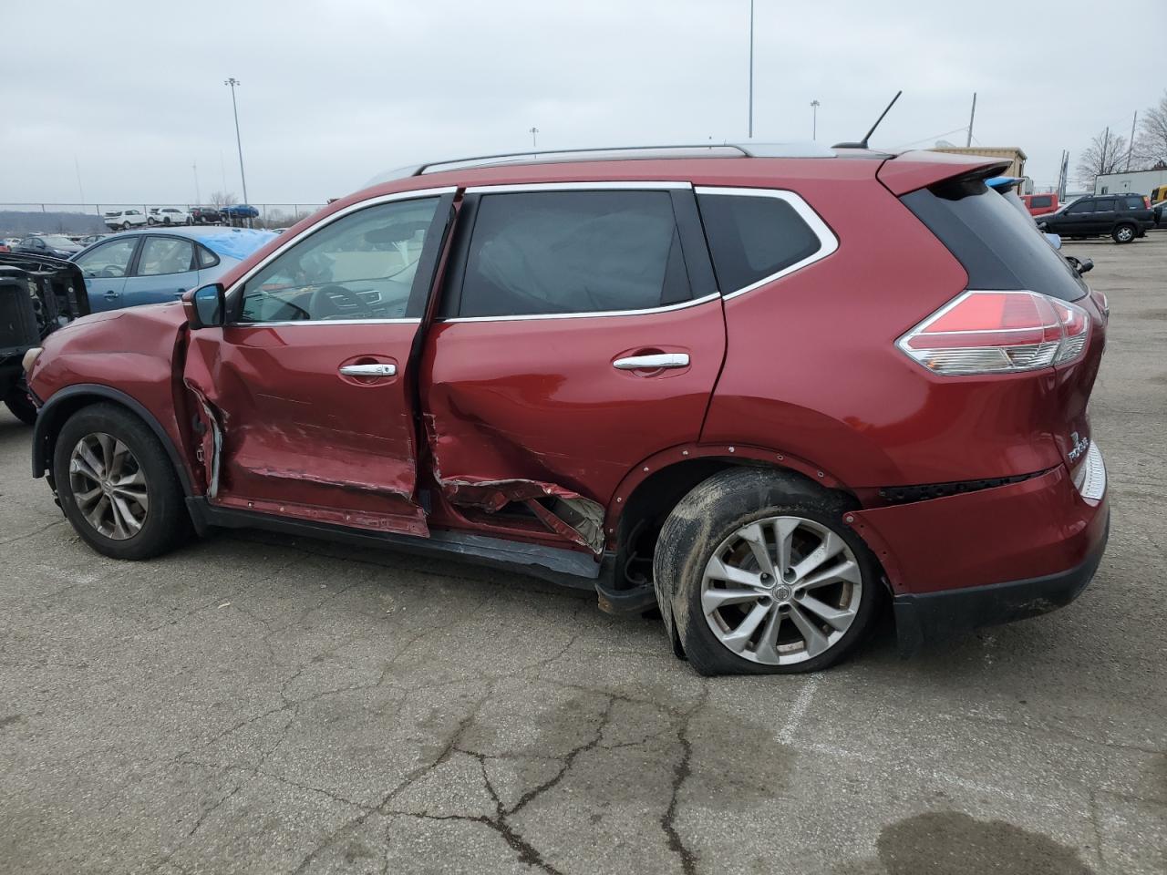 2014 NISSAN ROGUE S - Image 2