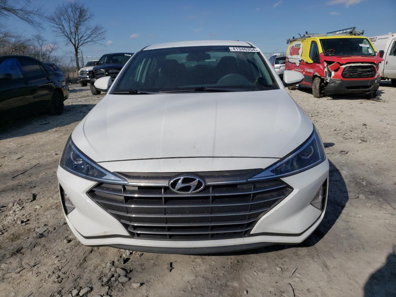 2019 HYUNDAI ELANTRA SE - Фото 5