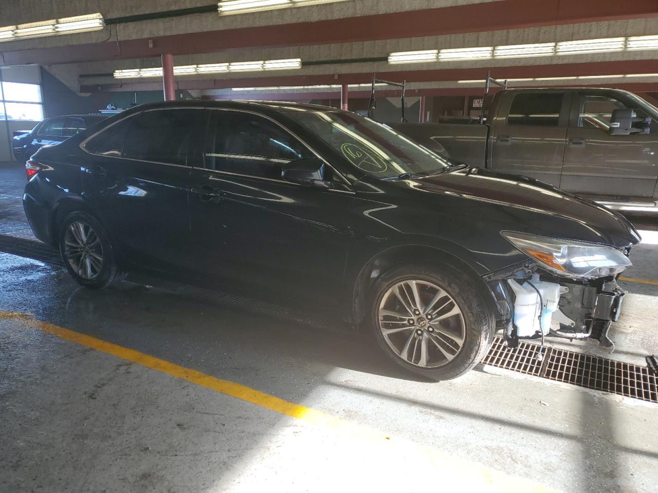 2016 TOYOTA CAMRY LE - Фото 4