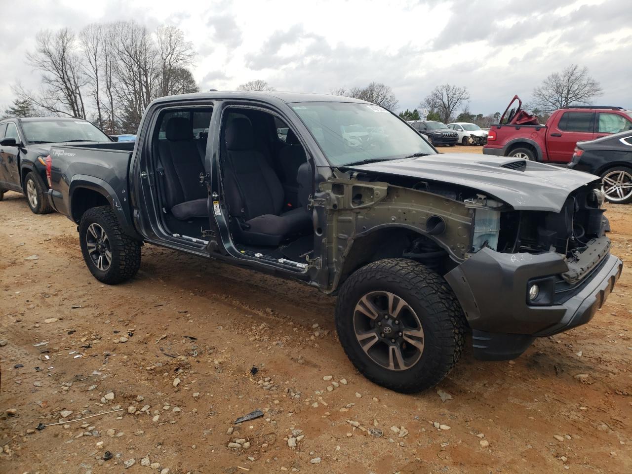 2016 TOYOTA TACOMA DOU - Image 4