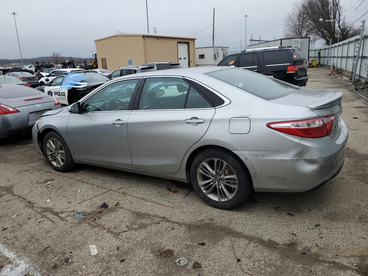 2016 TOYOTA CAMRY LE - Image 2