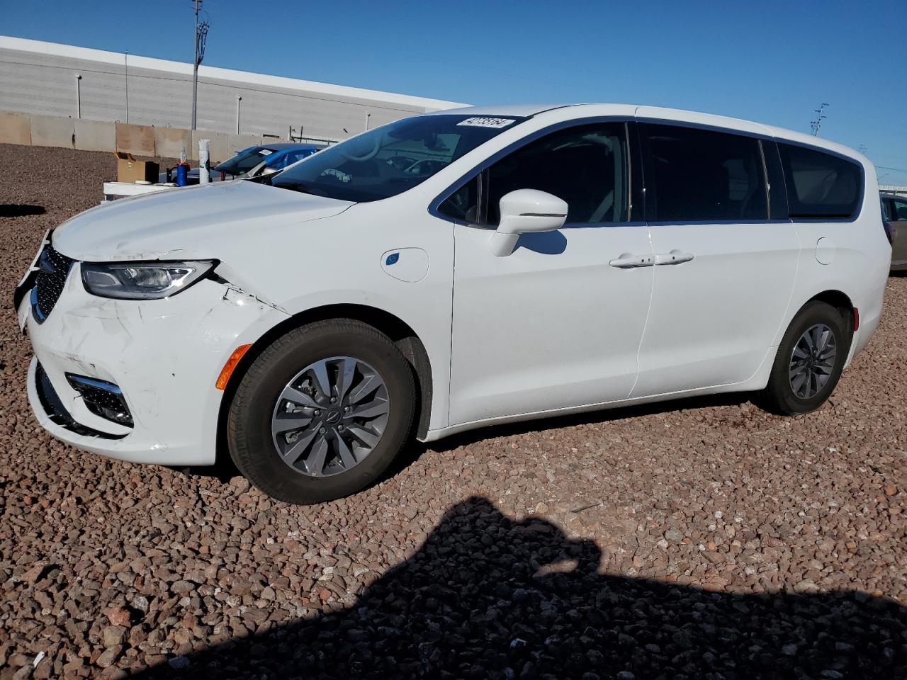 2022 CHRYSLER PACIFICA H car image