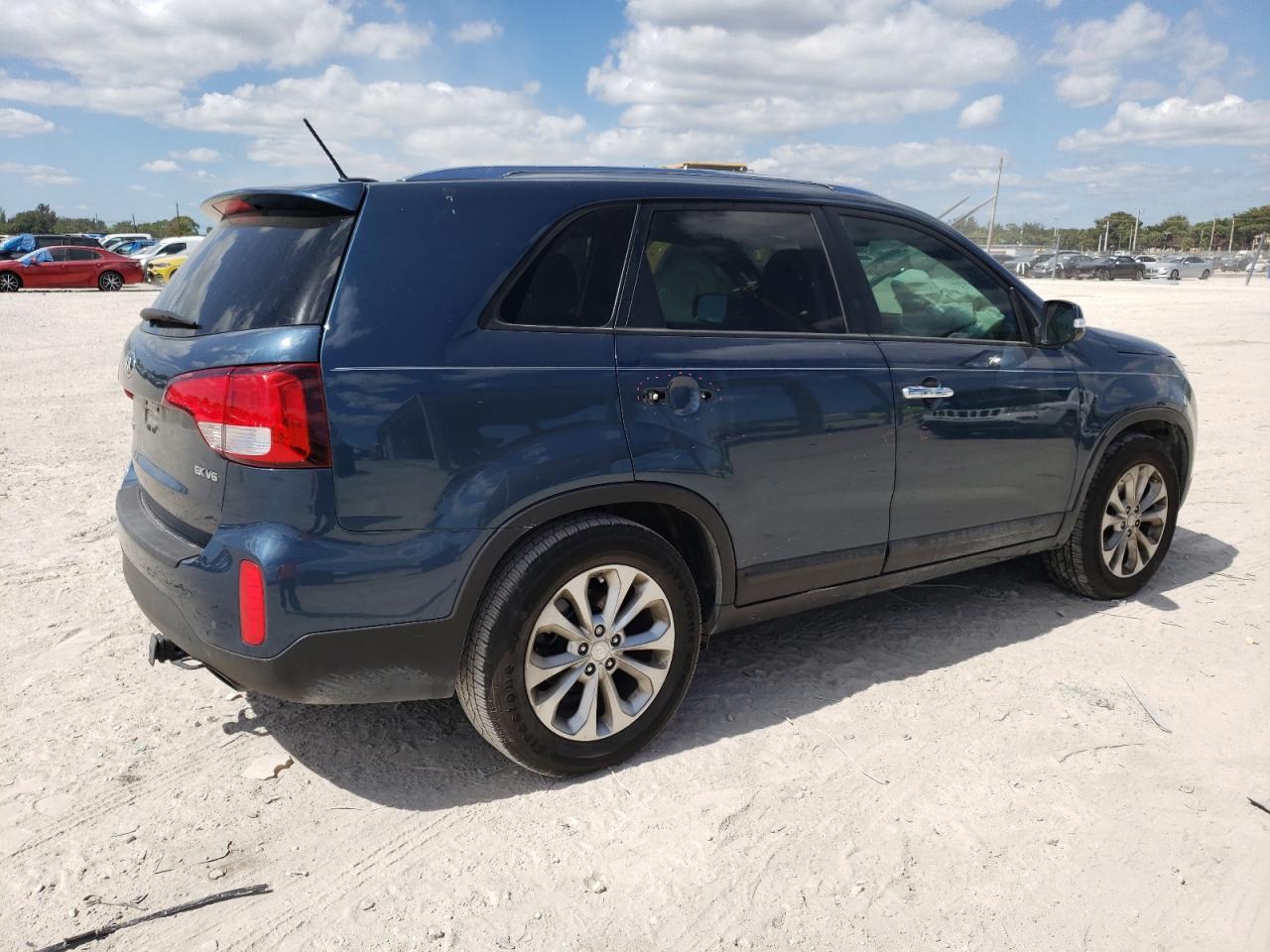 2015 KIA SORENTO EX - Image 3