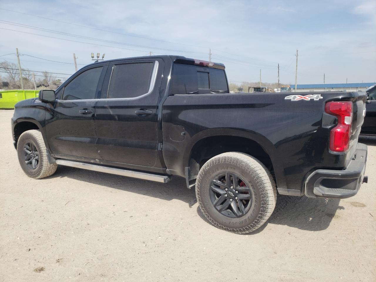 2021 CHEVROLET SILVERADO - Фото 2
