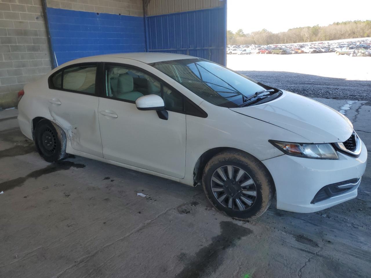 2015 HONDA CIVIC LX - Image 4