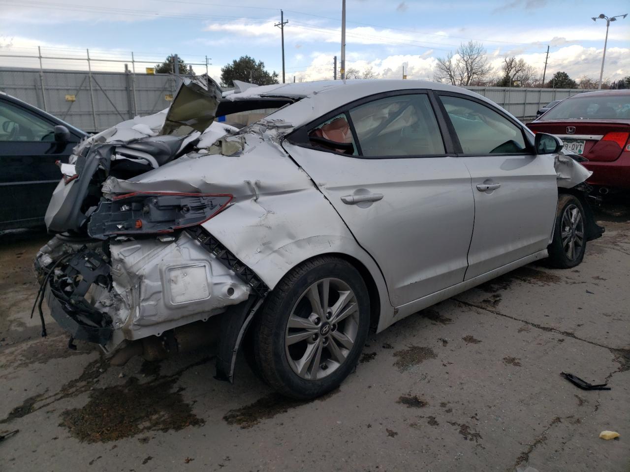 2017 HYUNDAI ELANTRA SE - Фото 3