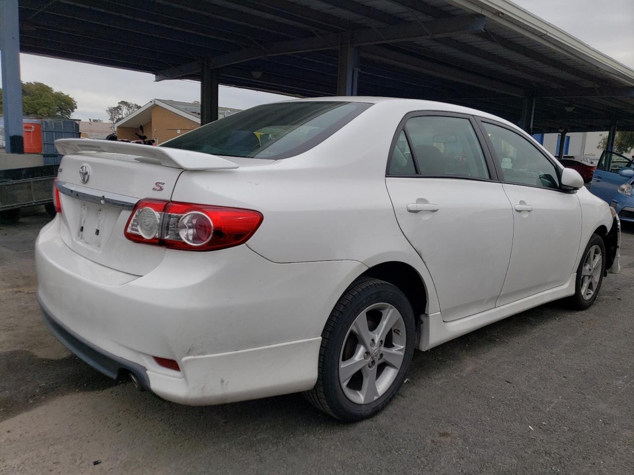 2013 TOYOTA COROLLA BA - Image 3