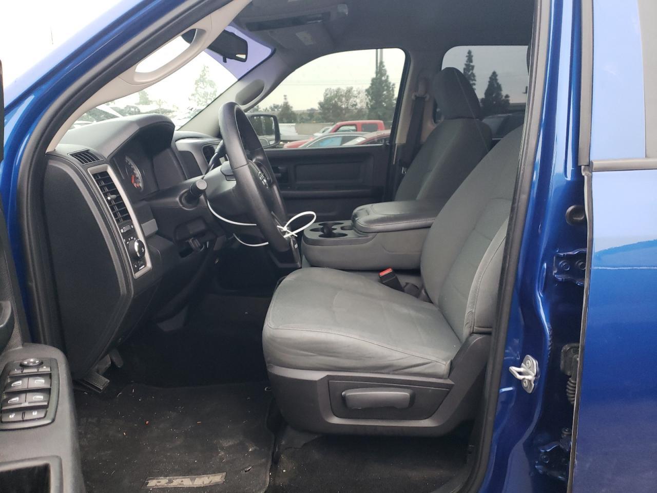 2015 RAM 1500 ST - Фото 7