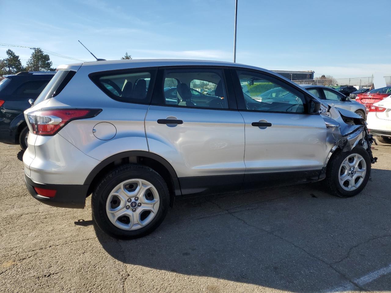 2017 FORD ESCAPE S - Image 3