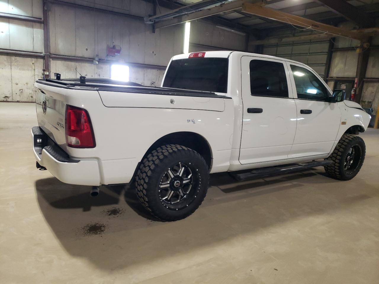2019 RAM 1500 CLASS - Фото 3