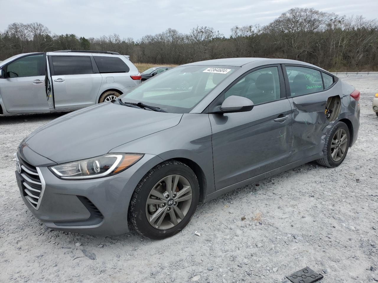 2018 HYUNDAI ELANTRA SE