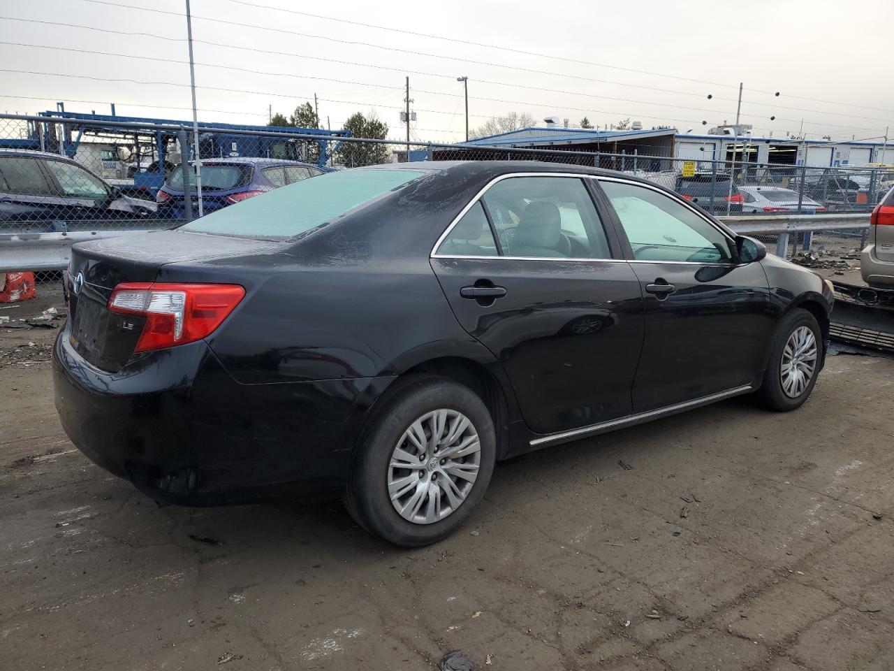 2013 TOYOTA CAMRY L - Image 3