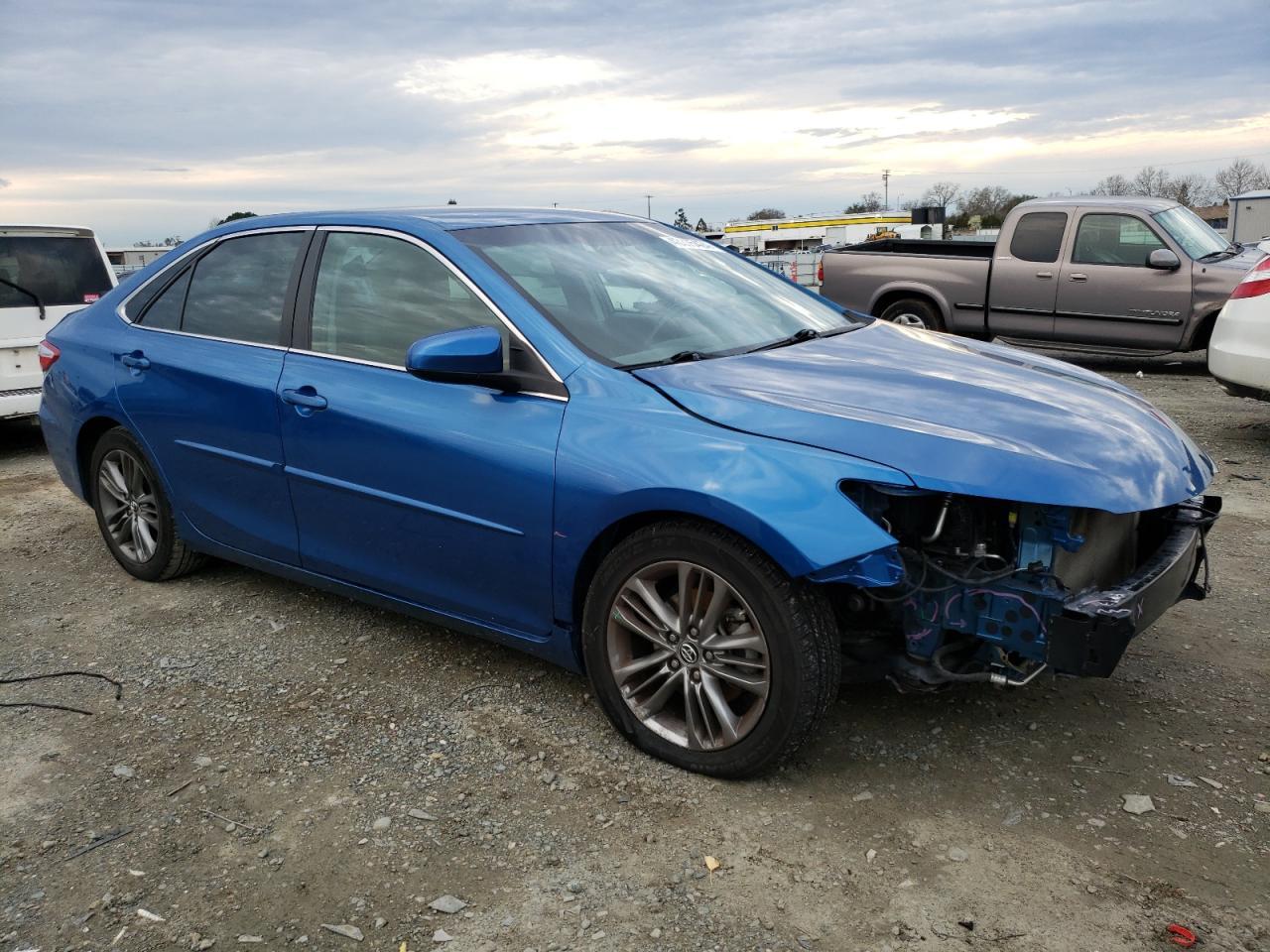 2017 TOYOTA CAMRY LE - Image 4