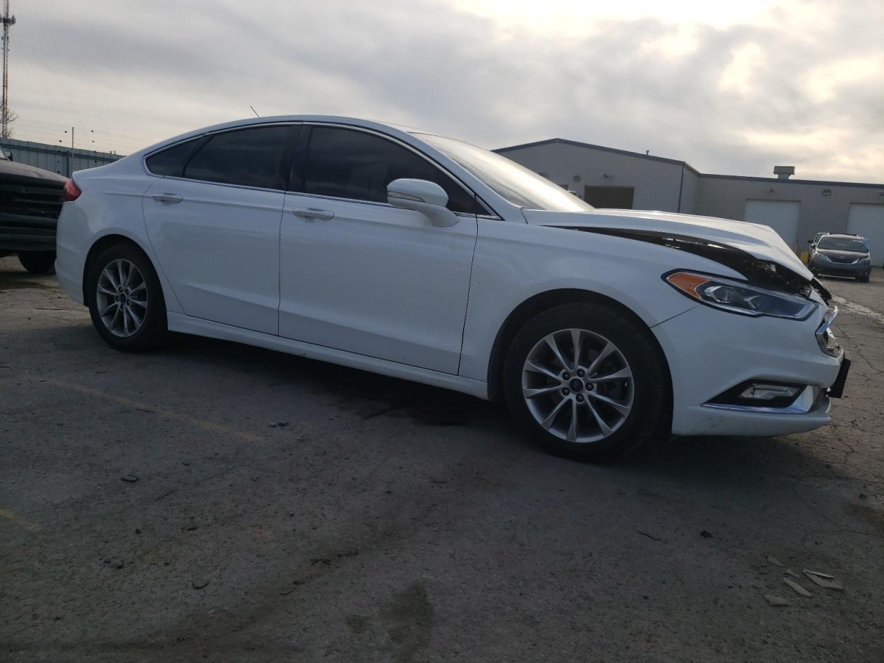 2017 FORD FUSION SE - Фото 4