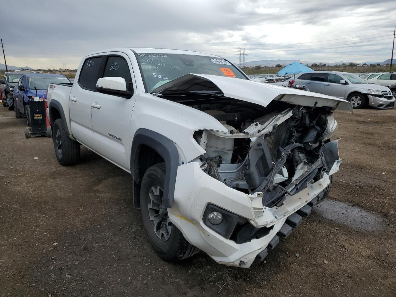 2019 TOYOTA TACOMA DOU - Фото 4